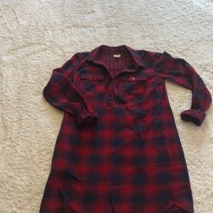 Adorable plaid dress navy and red!